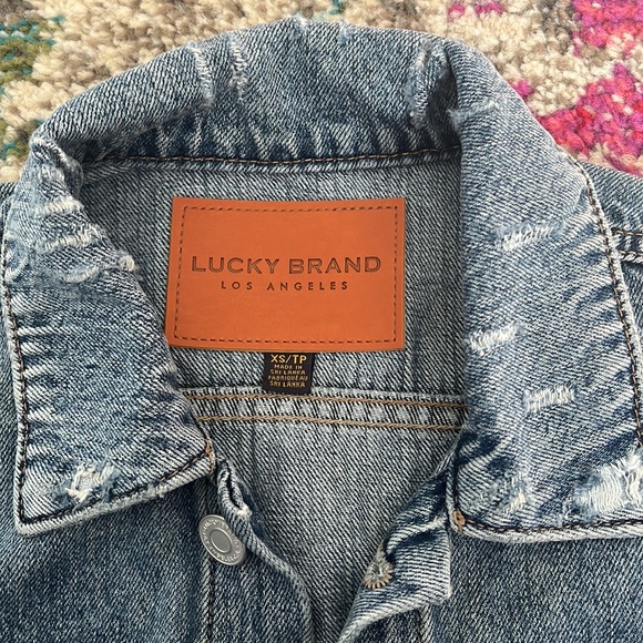 Lucky Brand Jeans Tomboy Trucker Jean Jacket Distressed Blue Denim - Picture 4 of 5